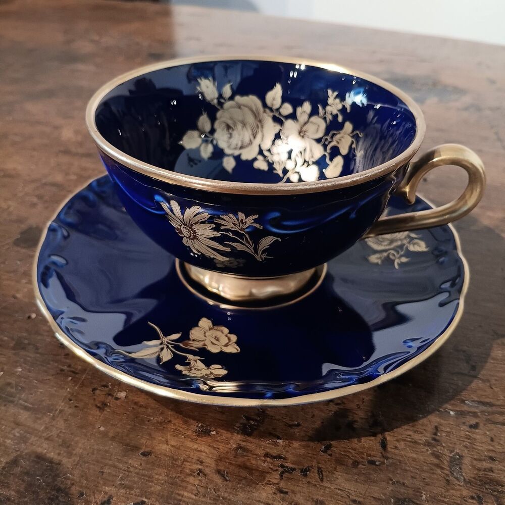 VTG Bareuther Waldassen Bavaria Echt Cobalt Teac Cup & Saucer 22k Gold Mint Cond